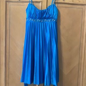 Junior dress size small